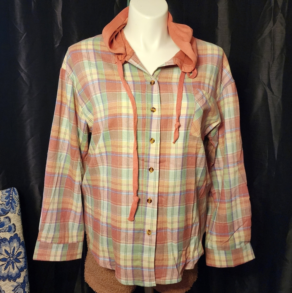 NWOT Flannel Hoodie Fits L